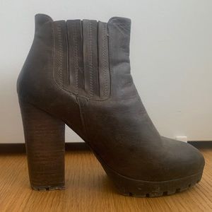 Steve Madden Gabrella Boots